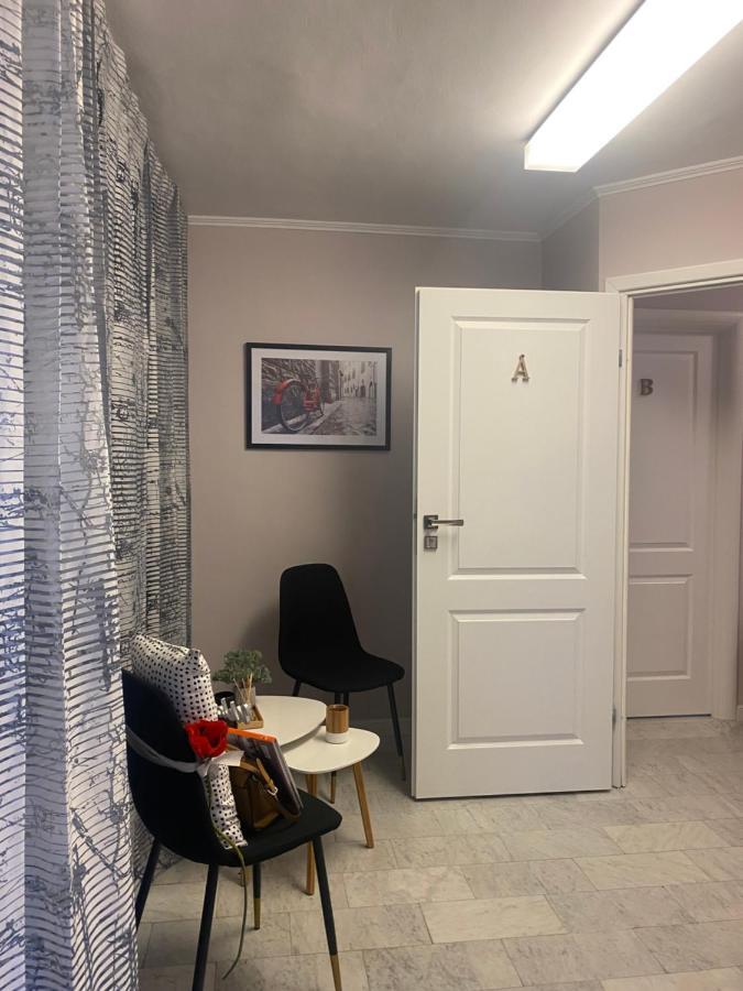 Victoriei Deluxe Suites Boekarest Buitenkant foto