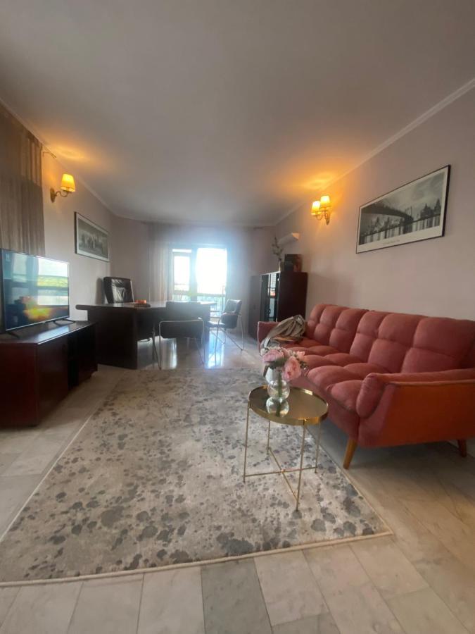 Victoriei Deluxe Suites Boekarest Buitenkant foto